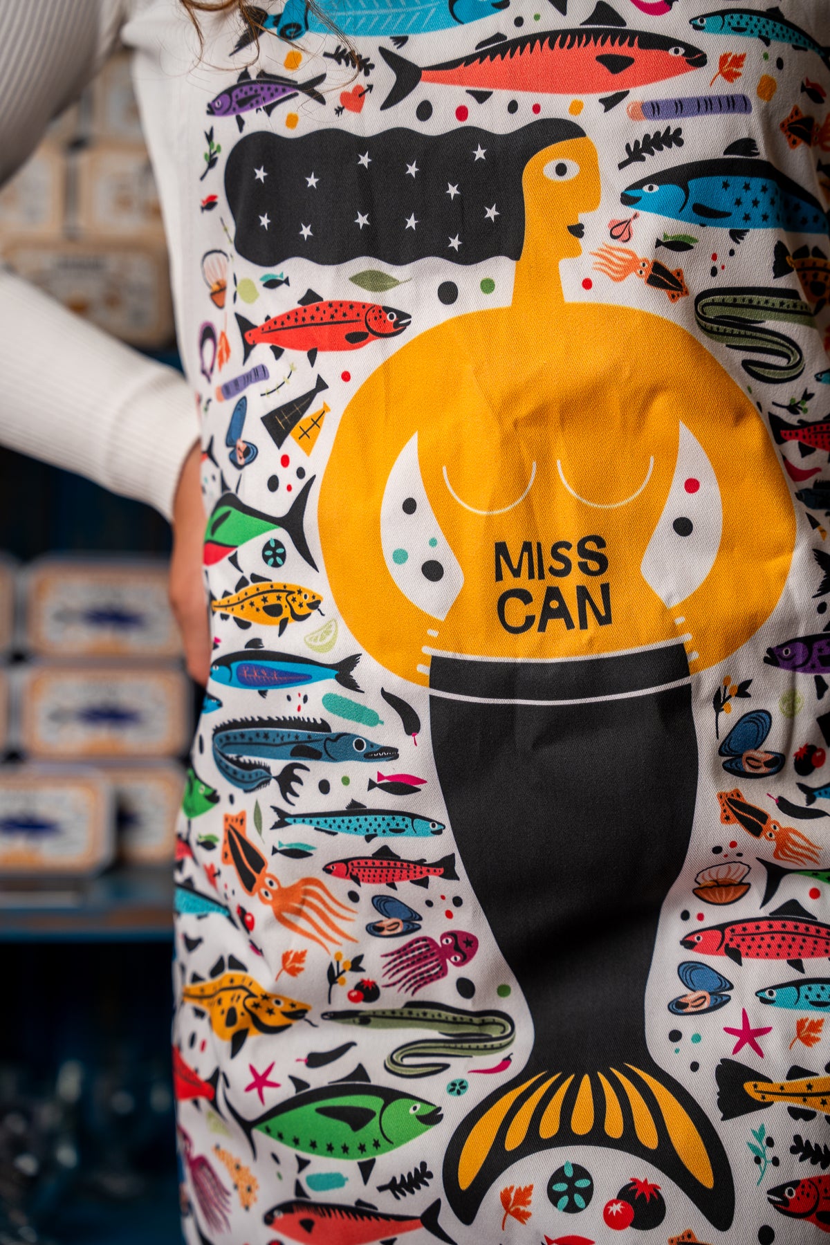 Miss Can Mermaid print apron